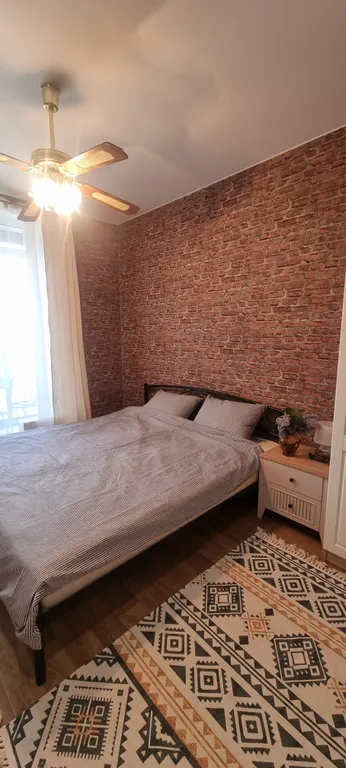 Уютная квартира вокруг всё есть