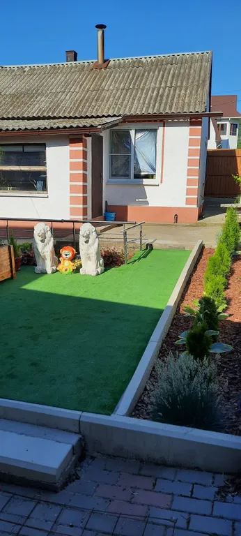 Домик у моря