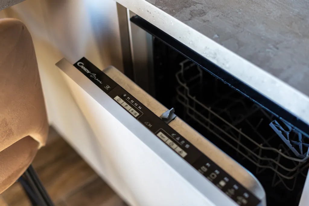 Стильная студия Кватро 152 с террасой и кофемашиной