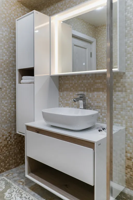 Просторный дом, бассейн с подогревом