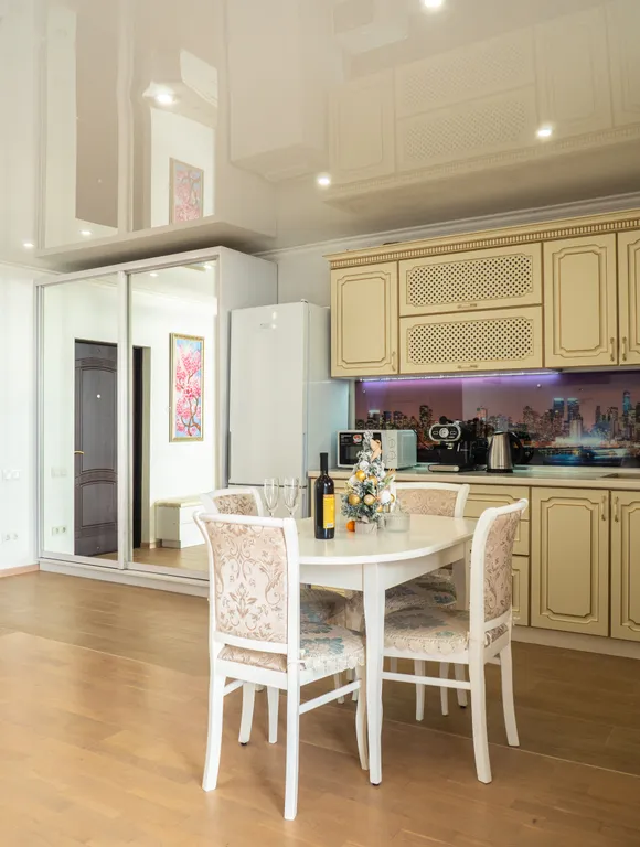 Уютная студия с видом на море и город