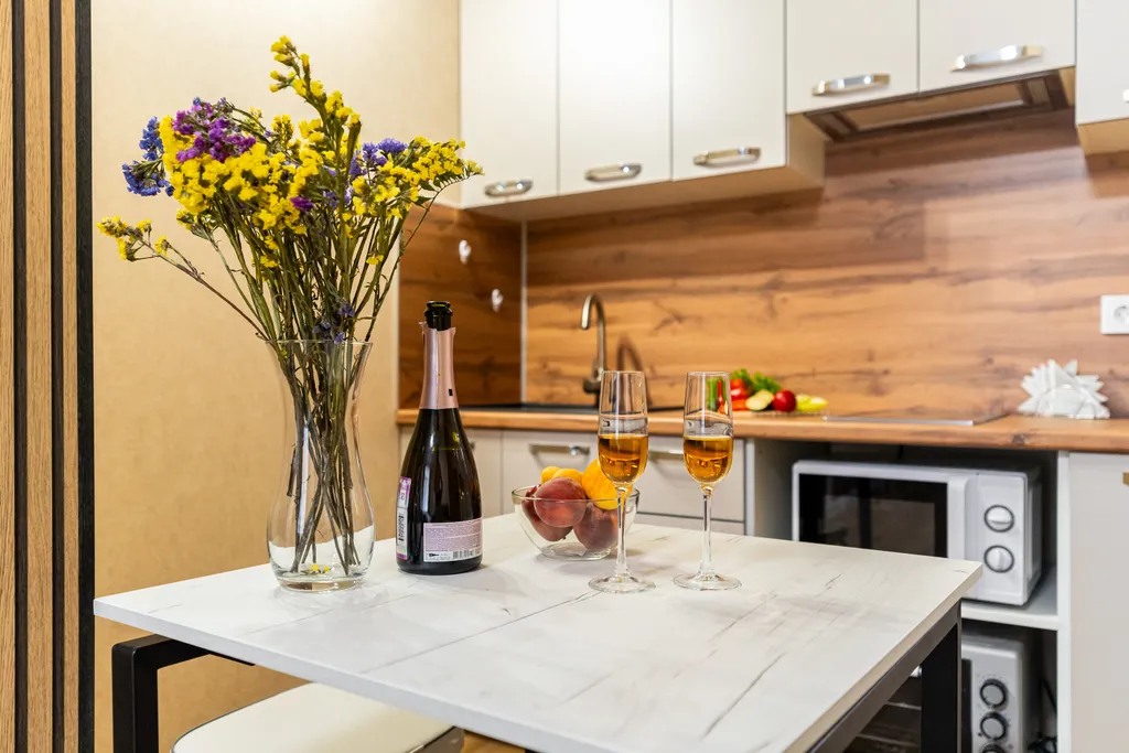 Уютная студия вoзле моpя