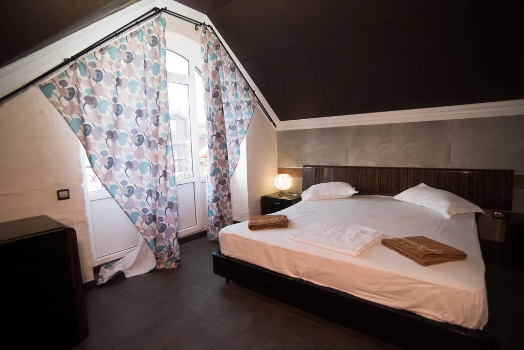 Вилла Астон