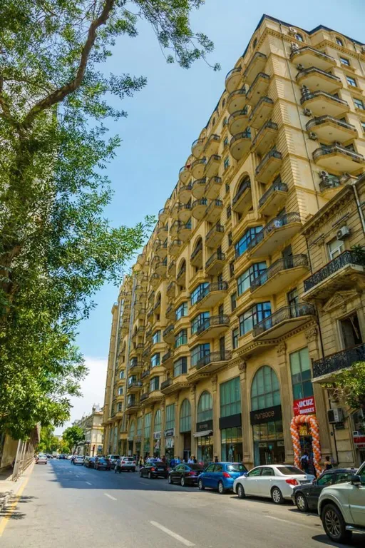 Vip Apartment Manovi