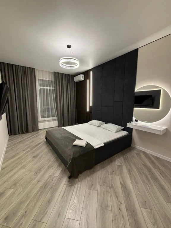 Estet вблизи ТРЦ Mega