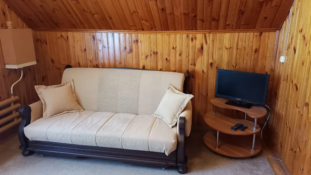 6-комнатный Дом