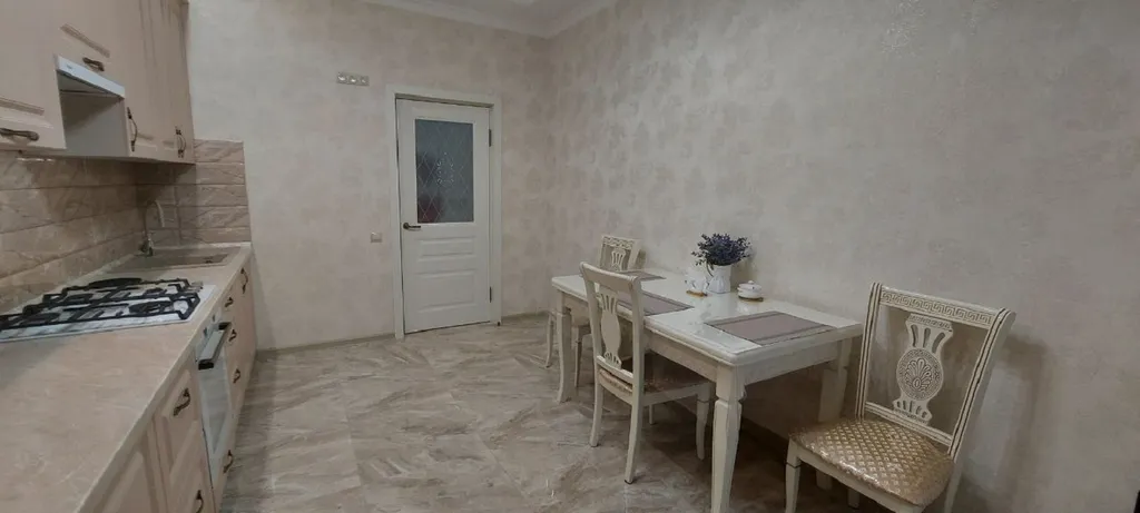 Просторная квартира на Элинке рядом с центром