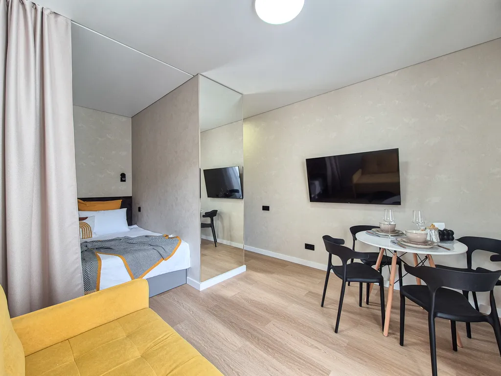 Квартира Просторная студия с дизайнерским ремонтом — аренда посуточно в Кудепста