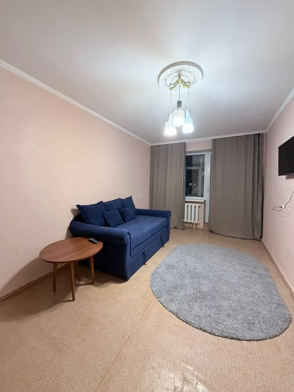 Свободна! Двухкомнатная квартира для спокойного отдыха в центре города