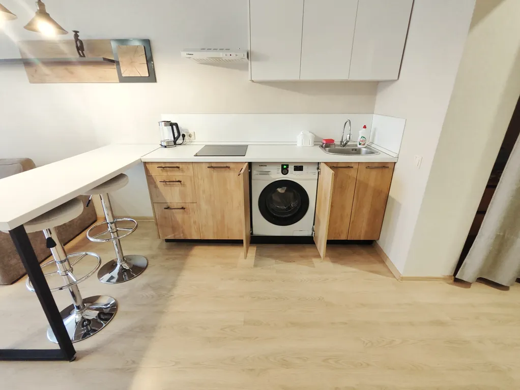 Шикарная просторная студия в центре города