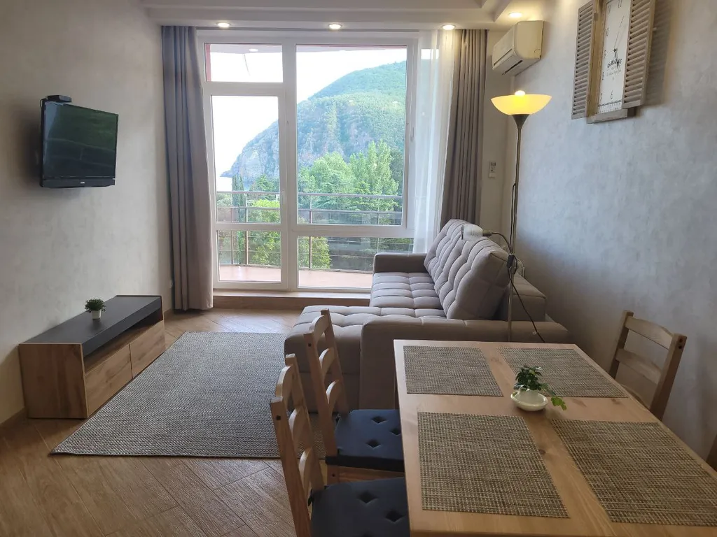 Уютный апартамент с видом на море