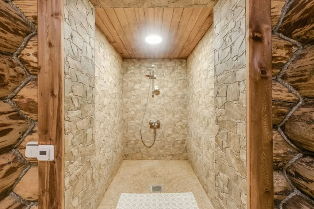 Коттедж Коттедж Лесная Усадьба — Луга