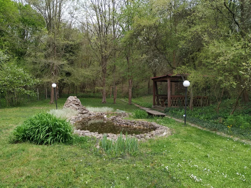 Коттедж Уютный домик — Кизиловое