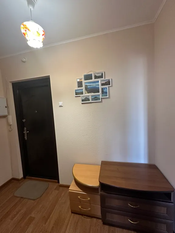 Квартира у озера.