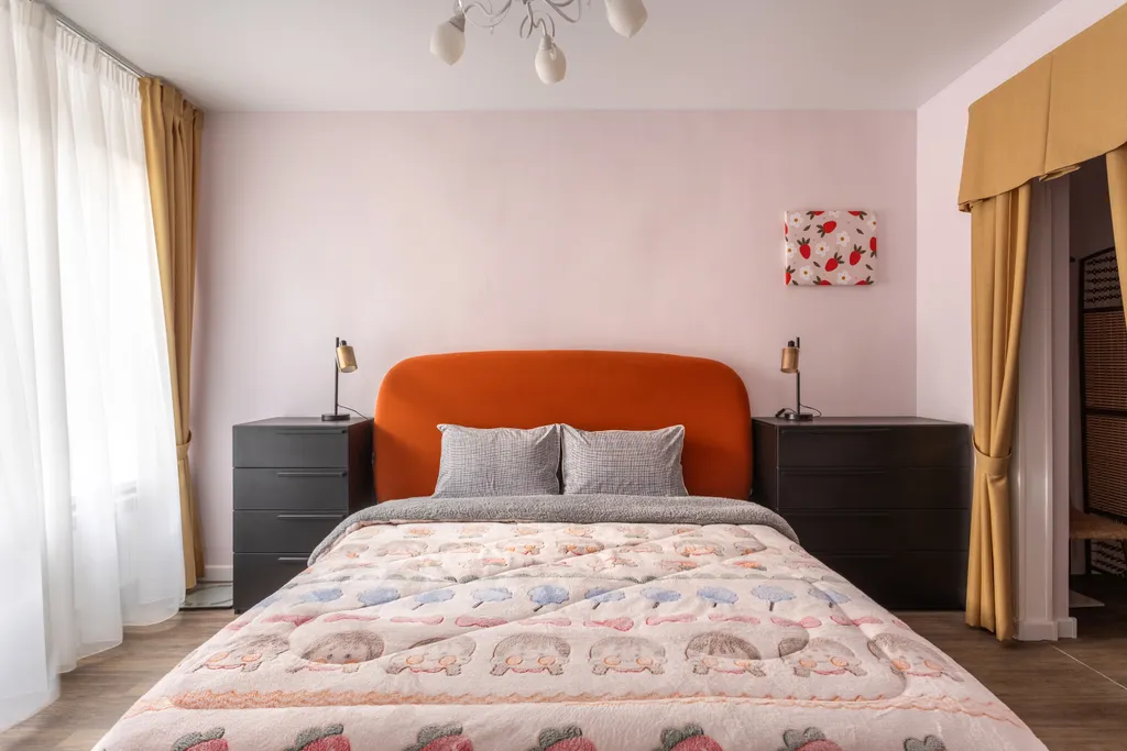 Квартира Экстравагантная квартира с кухней-музеем у метро Чернышевская — Санкт-Петербург