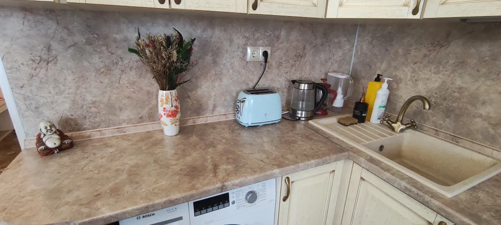 Однокомнатная квартира-студия в центре города со всеми удобствами