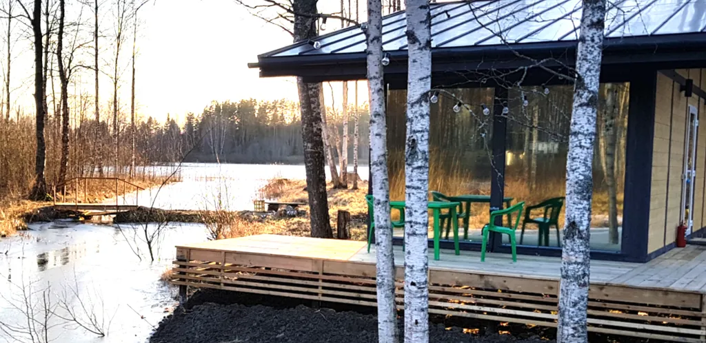 Бунгало у воды