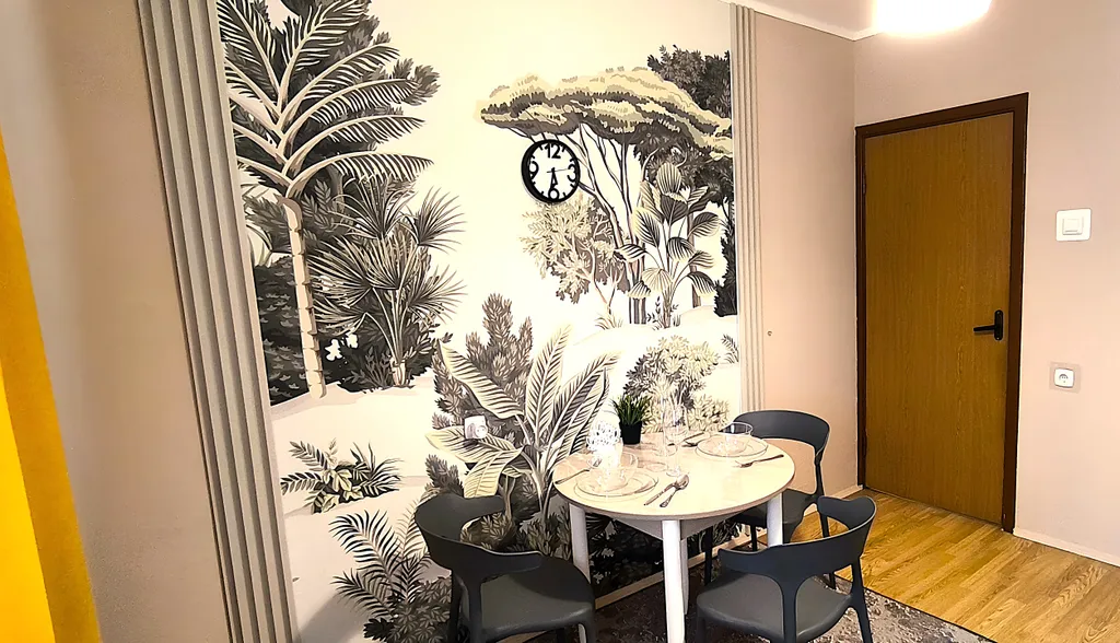 Чистая двухкомнатная квартира в микрорайоне Кузнечики