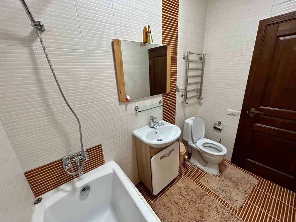 4-комнатная Квартира