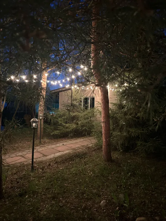 Коттедж Дом с баней, барбекю зоной и большой беседкой — Новый Городок