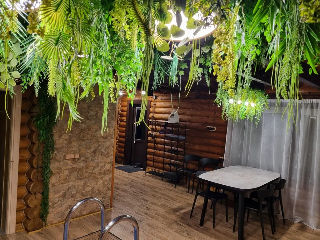 Коттедж с термальным бассейном и баней Green House