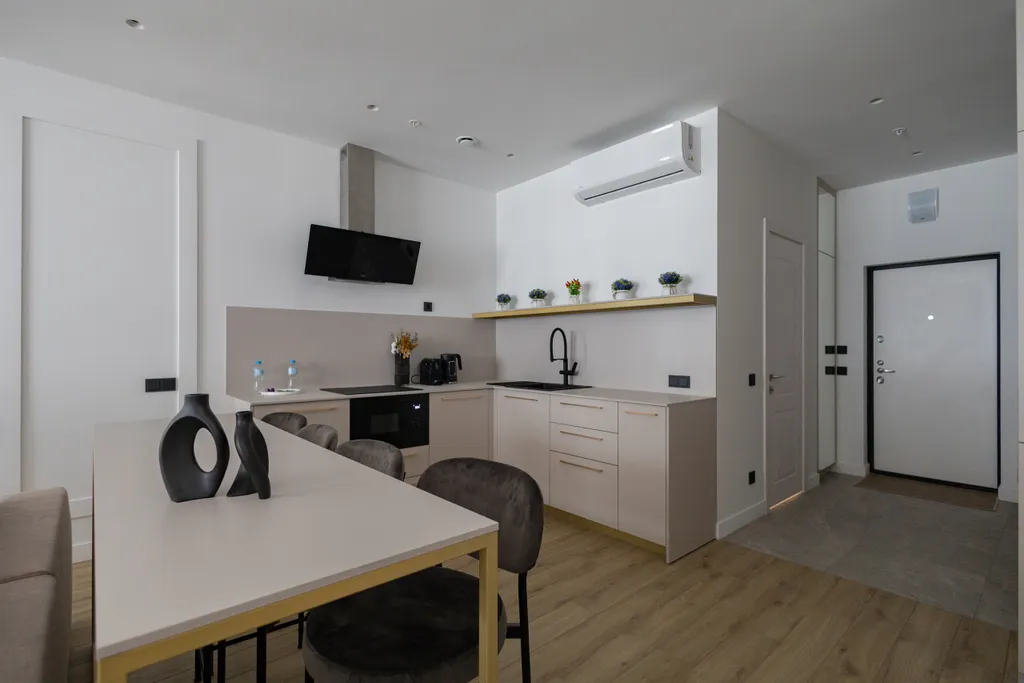 Мерцающая тишина с панорамным видом на море