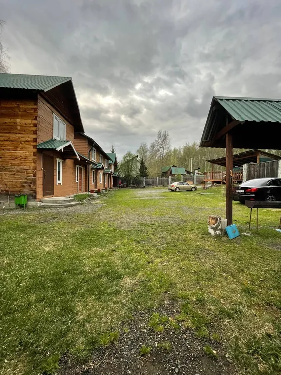 Коттедж в близи озера Ая