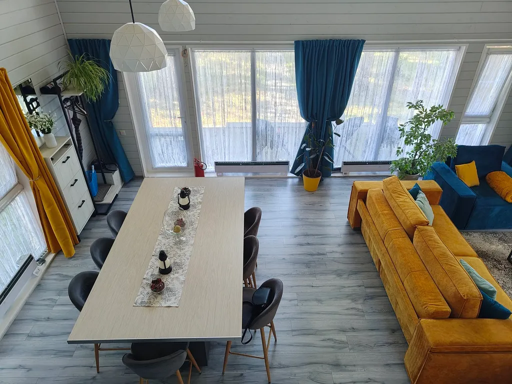 Семейный дом с баней в березовой роще