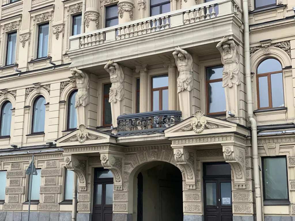 Квартира Двухэтажная квартира 240 квадратов на набережной Невы — Санкт-Петербург