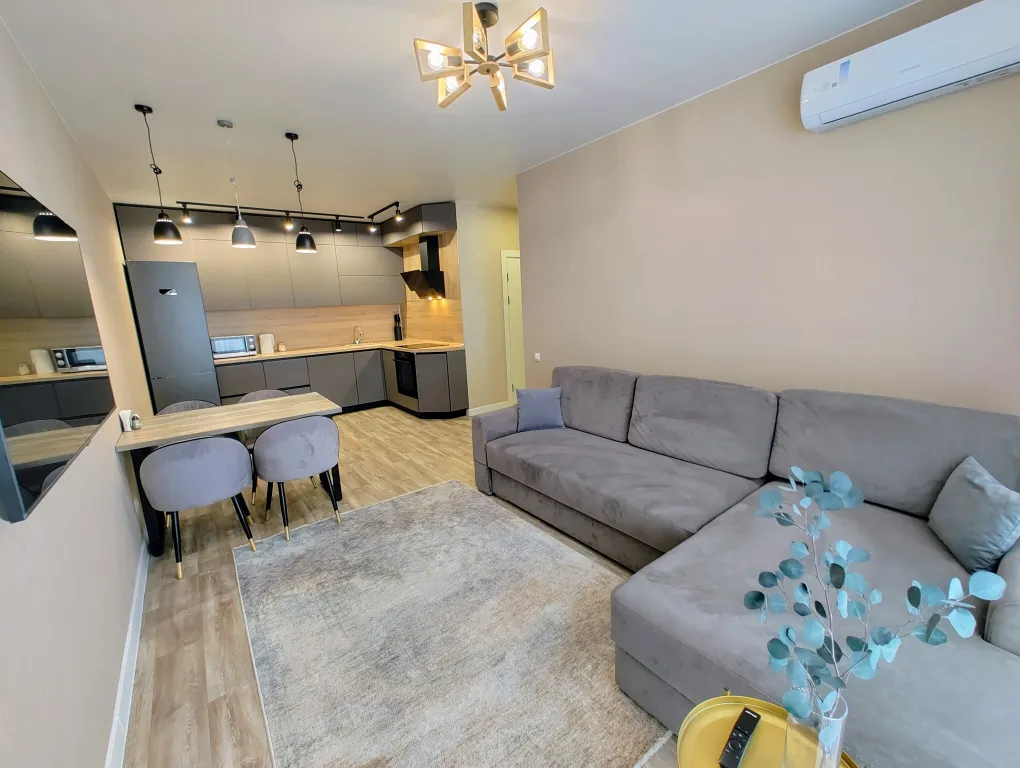 2-х комнатная квартира  с гостиной в квартале в ЖК Новин