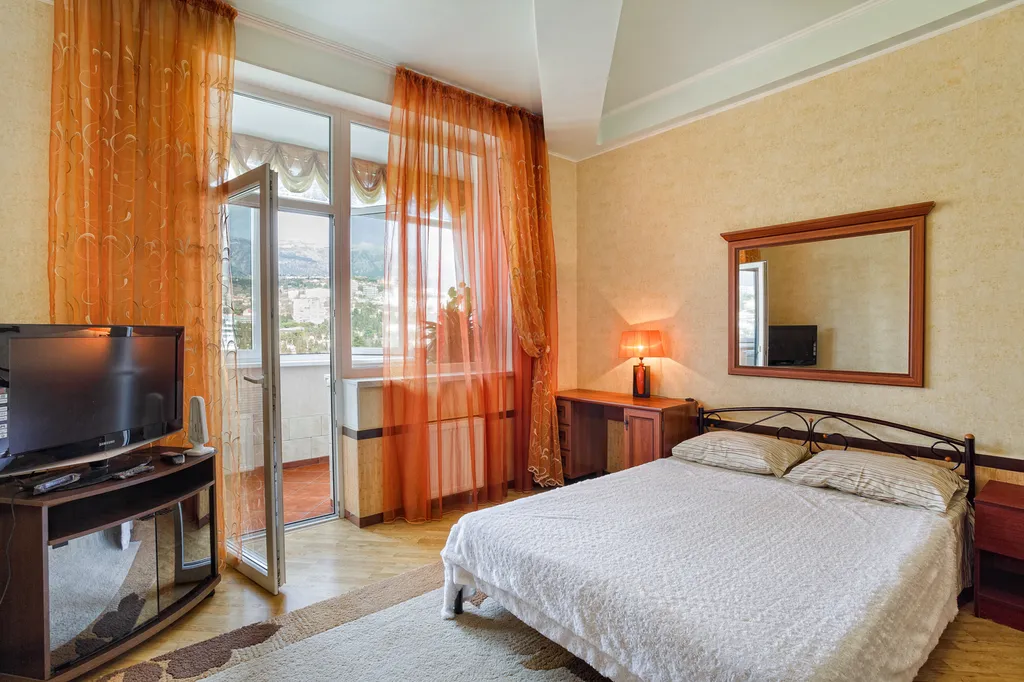 Квартира Апартаменты у Приморского парка — аренда посуточно в Ялта