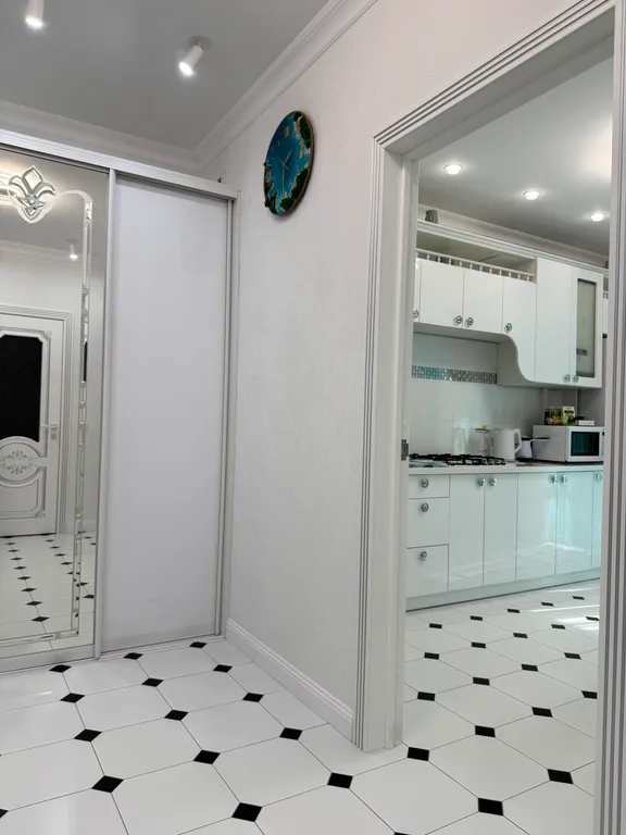 Новая белоснежная квартира в современном ЖК