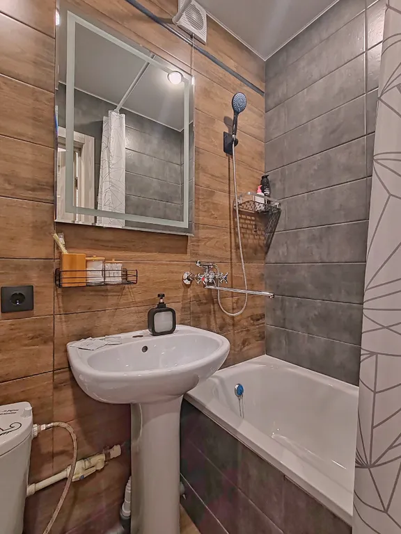 Уютно - и точка с парящей кроватью