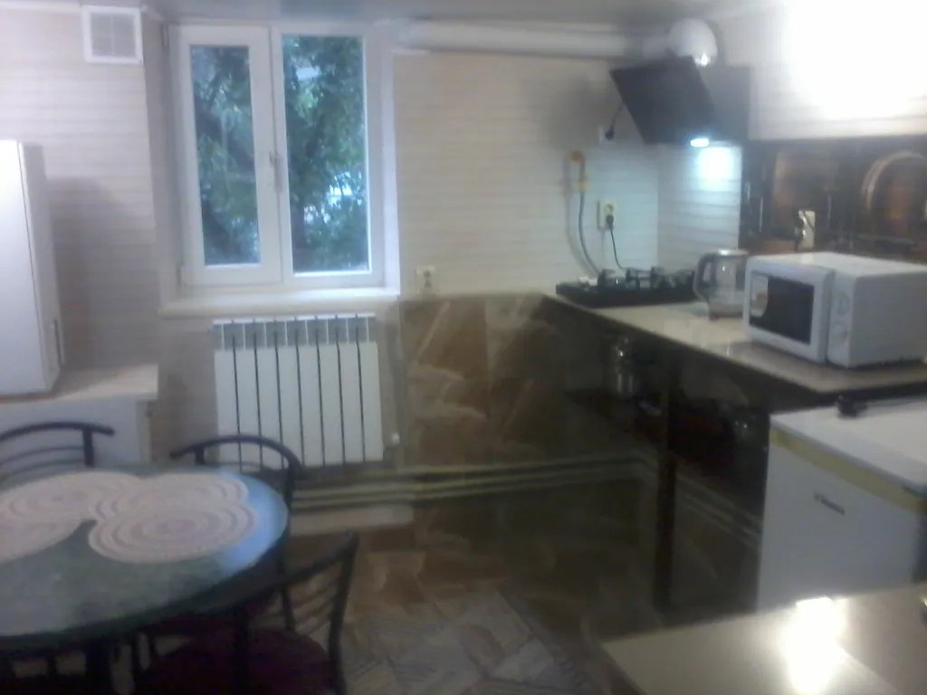 Коттедж Целый этаж в частном доме со своим садом и парковкой — Ялта