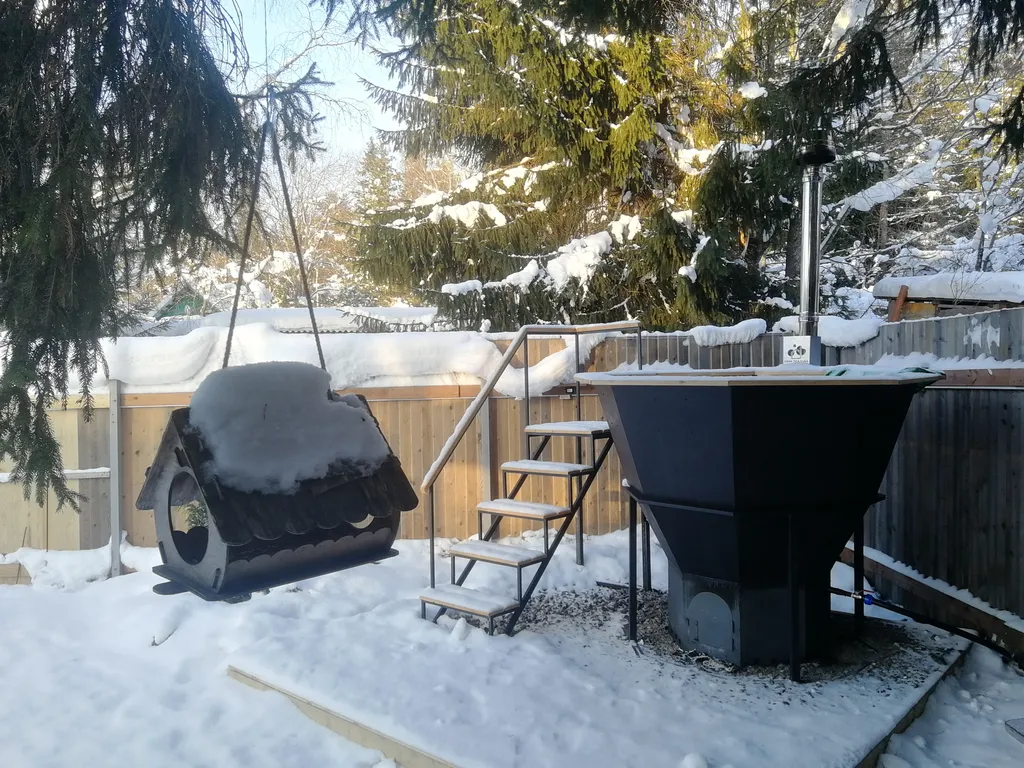 Дом с Сибирским банным чаном