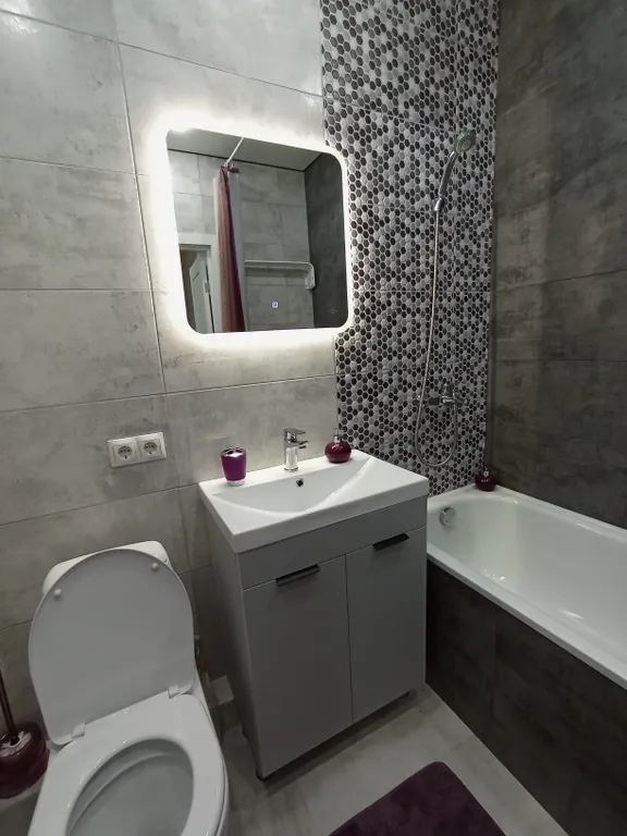 Новая, красивая студия с балконом в ЖК Зеландия