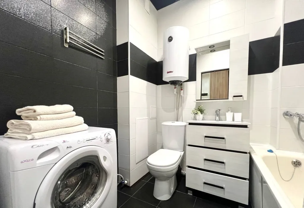 Солнечная студия Апельсин с красивым видом на Амур