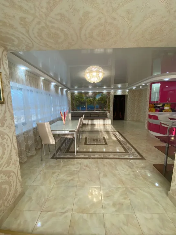 Шикарная видовая Поднебесная