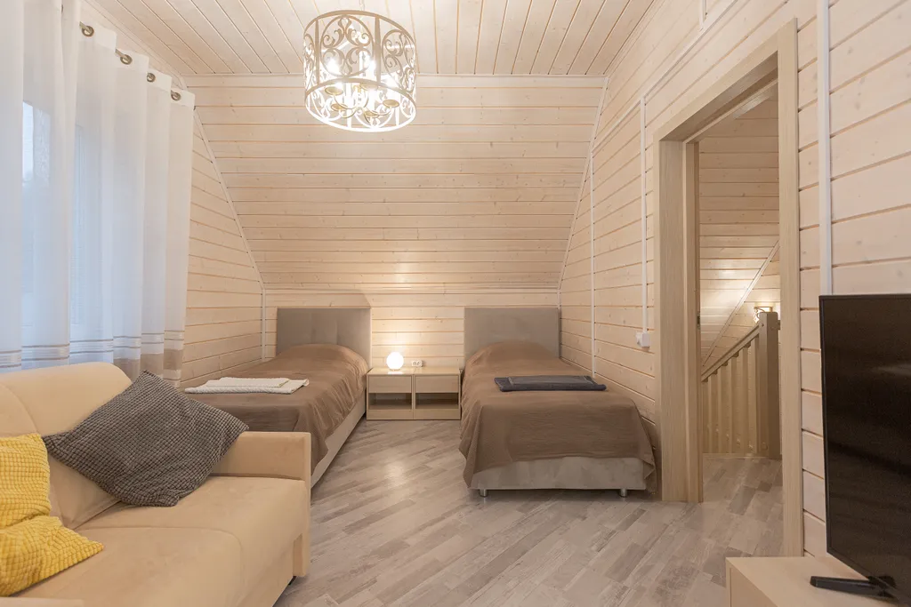 Дом в лесу рядом с озёрами и горнолыжными курортами