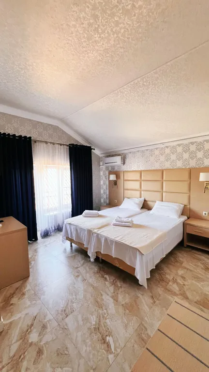 Приятный и комфортный номер с кондиционером в центре города