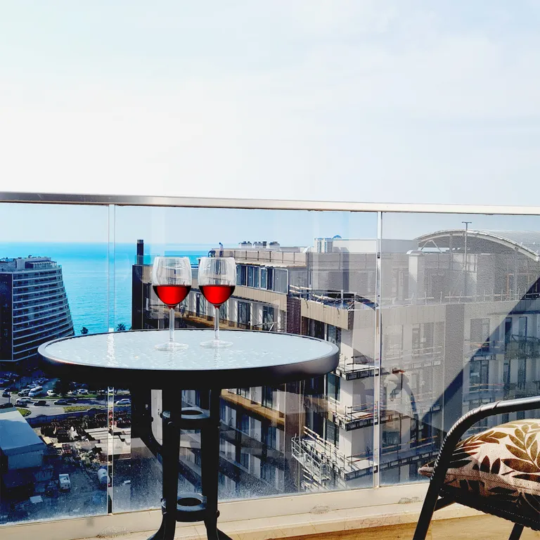 Апартаменты 2-комнатные с кухней и отоплением, вид на море и горы