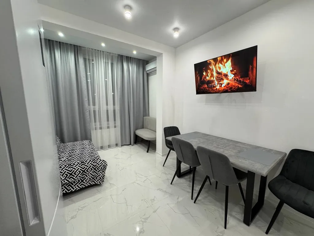 Квартира Квартира рядом с ТРЦ Меганом — Мирное