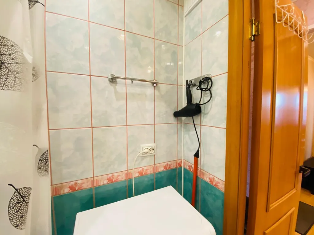 2-х комнатная квартира в Октябрьском районе, с балконом