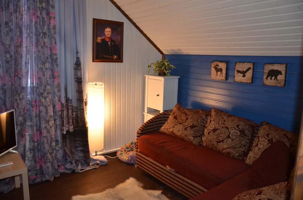 Коттедж Большой гостевой дом — Волхов