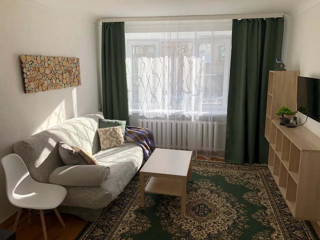 Вот она, двушка - сладкая подушка