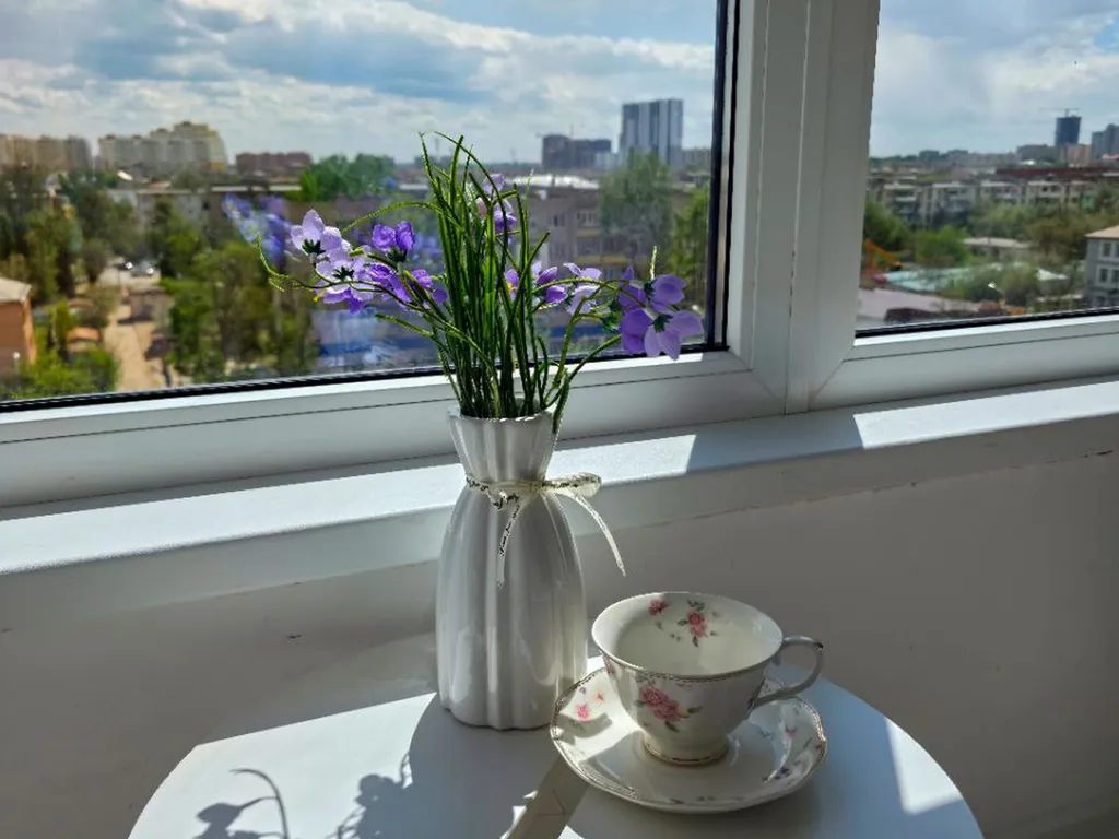 Уютная квартира с закрытым двором и парковкой (уютный дом)