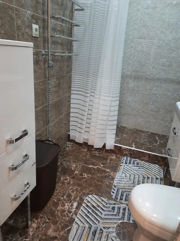 Квартира Квартира Евротрешка в частном секторе — Цемдолина