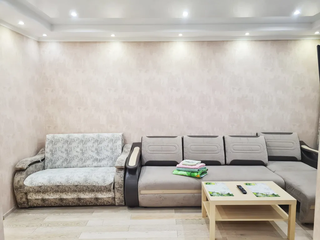 Обалденная квартира напротив ТЦ Аура