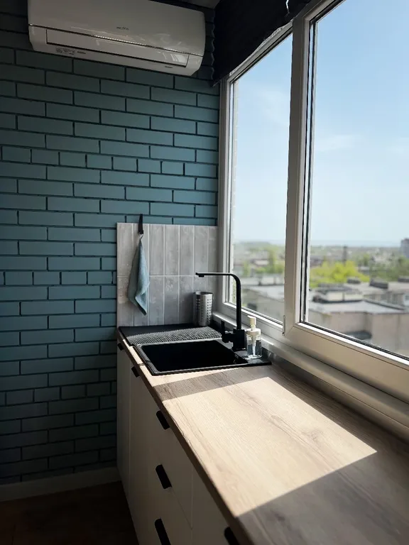 2-я студия с видом на город и море