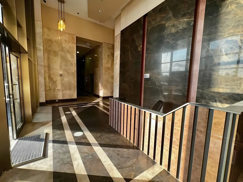 Премиальные апартаменты на берегу моря, Porta Batumi Tower